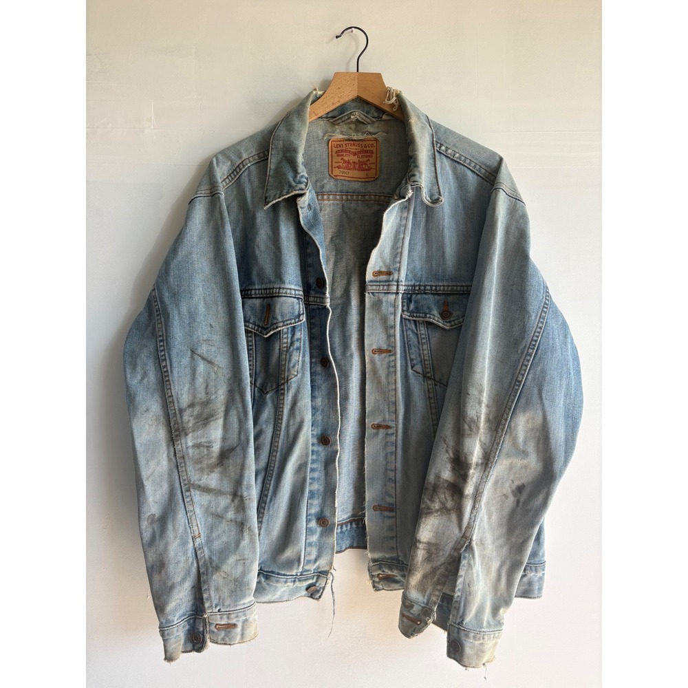 VTG 90s Levi's 70507 Distressed greased Denim Jacket Large Thrashed Grunge Y2K